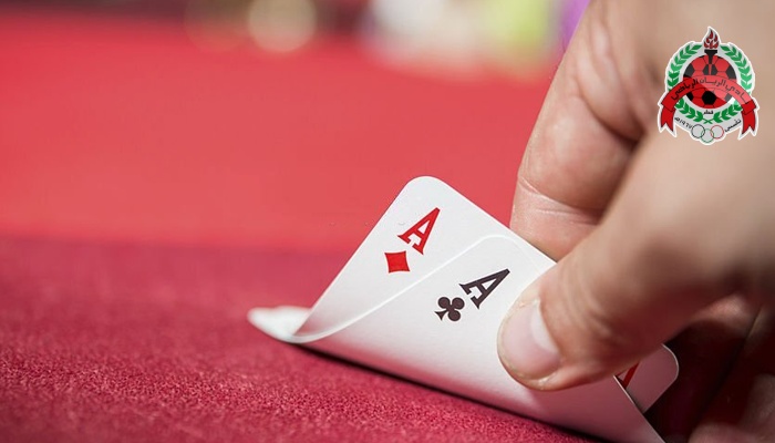 game bài poker đổi thưởng uy tín 